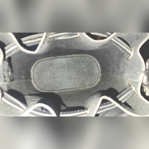 Black leather handbag - Picture 5 of 6